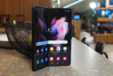 Ένα πολύ προσιτό Foldable, με τιμή κάτω απο 800$, σχεδιάζει να κυκλοφορήσει η Samsung!