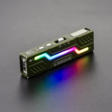 Lumintop MoonBox 3.0: Ο επίπεδος φακός EDC που έχει οθόνη, UV φως και RGB «διάθεση»