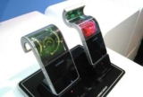 Φήμη: Η Samsung θα παρουσίασει κινητό με αναδιπλούμενη οθόνη στο MWC 2013;