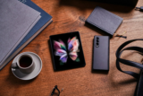 Η Samsung πούλησε τον Νοέμβριο, τέσσερις φορές περισσότερα Foldables σε σχέση με ΟΛΟΚΛΗΡΟ το 2020.