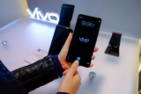 Η Vivo παρουσιάζει το πρώτο κινητο με αισθητήρα αποτυπωμάτων, κάτω απο την οθόνη