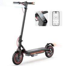 iScooter W7: Το ηλεκτρικό πατίνι των 211€ που θα σας γλιτώσει από το περπάτημα μέχρι το μετρό