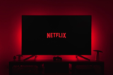 Το πακέτο συνδρομής με διαφημίσεις του Netflix θα έχει μικρότερο κατάλογο σε σχέση με τις “κανονικές” συνδρομές.