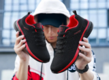 Sneakers σε τιμή ΠΡΟΚΛΗΣΗ: 18.7€ μόνο! Το κόκκινο χρώμα είναι ΦΩΤΙΑ!!!